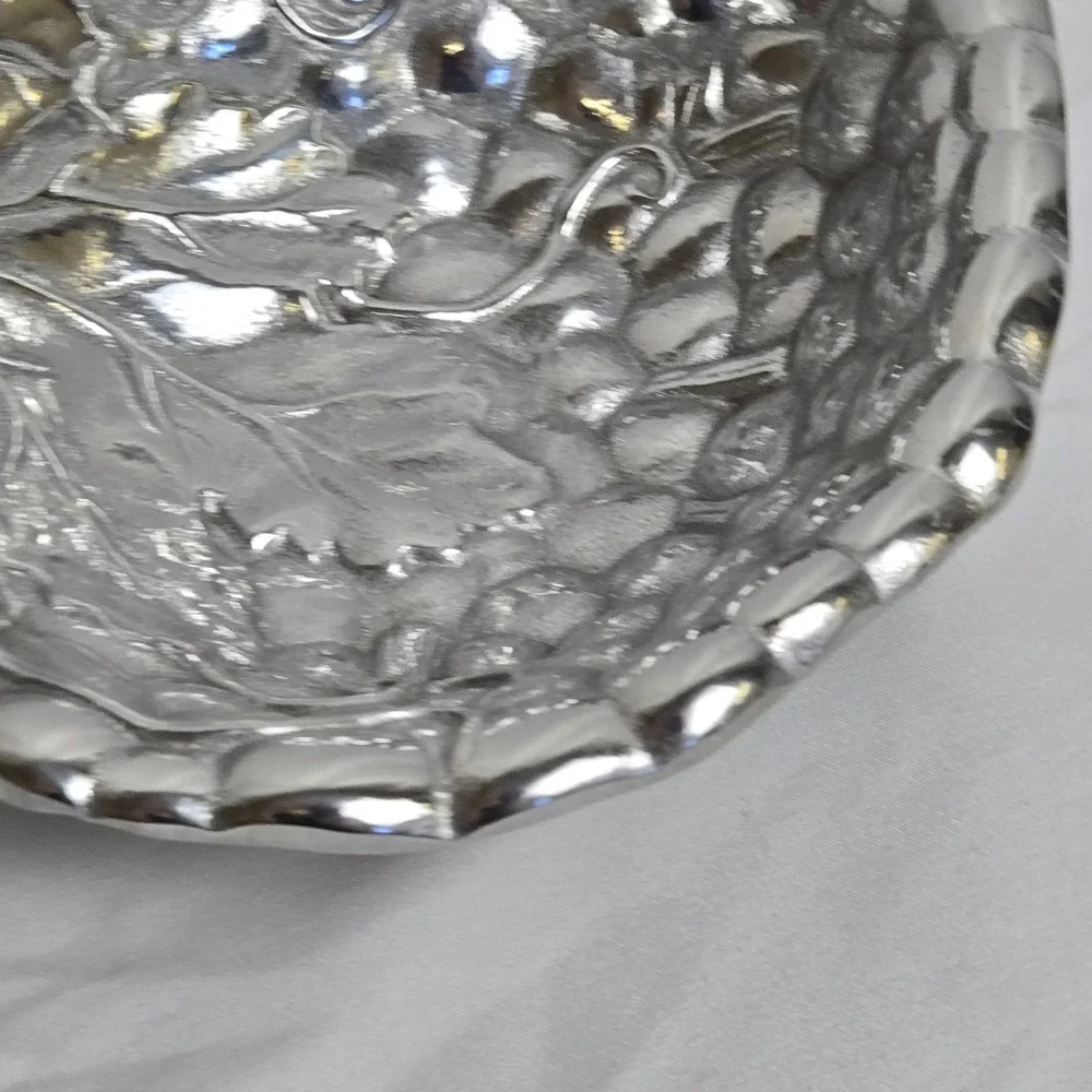 Wilton Armetale RWP Small Grape Leaf Serving Bowl Silver Tone 353734‎ 7